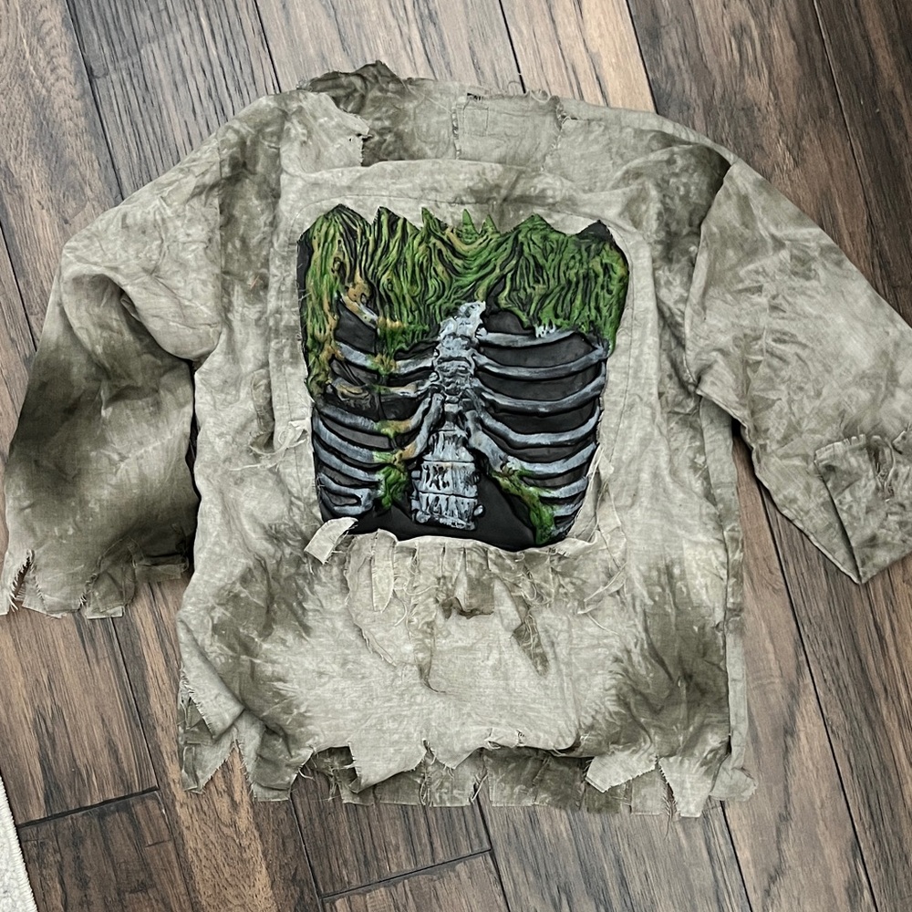 Child Zombie Costume with Exposed Skeleton Design - Picture 3 of 6